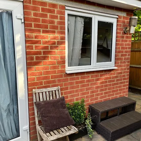 Cosy Garden Cottage Belvedere Exterior photo