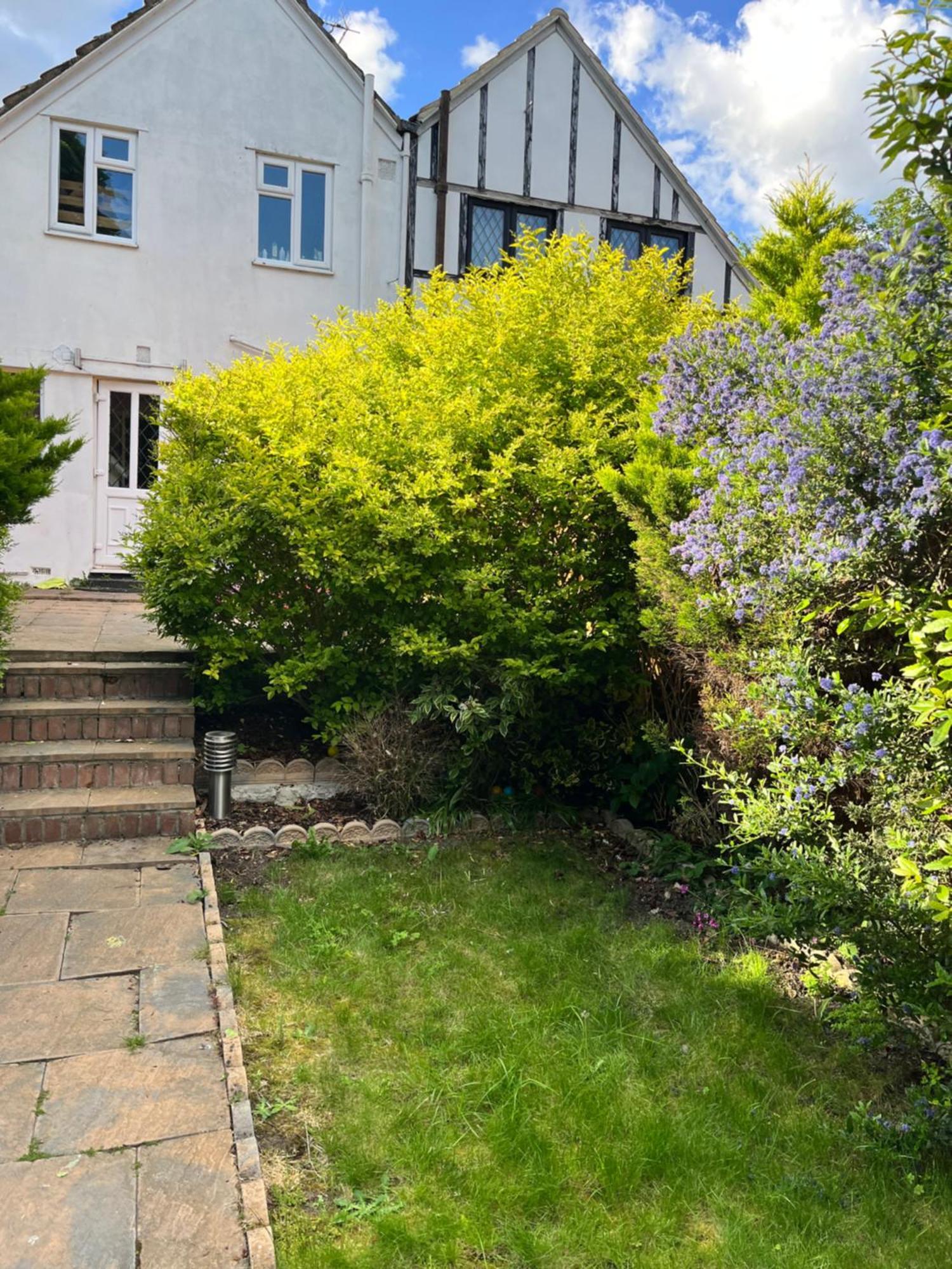 Cosy Garden Belvedere